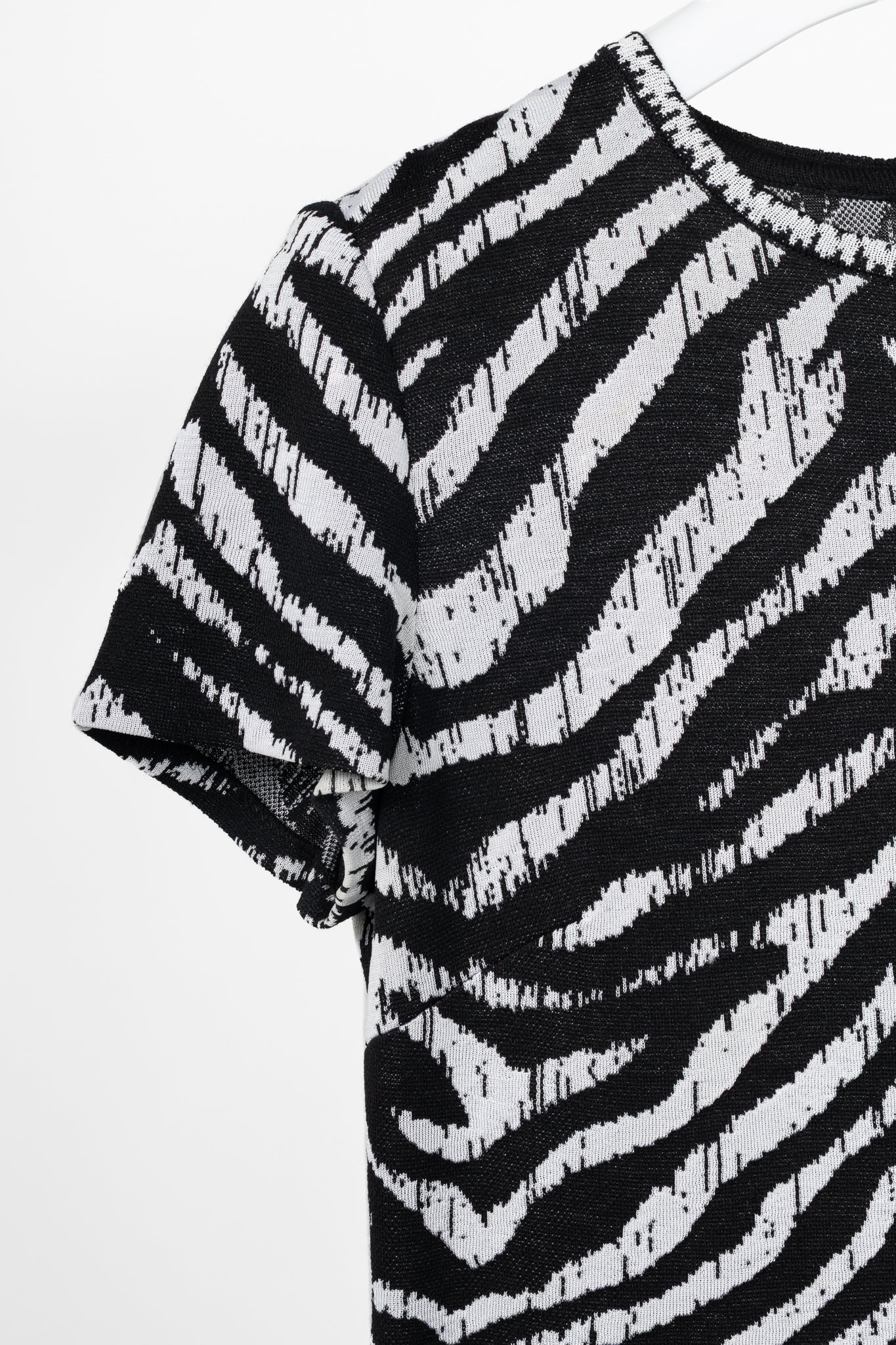 St. John PF19 Zebra-Jacquard Wool-Knit Dress