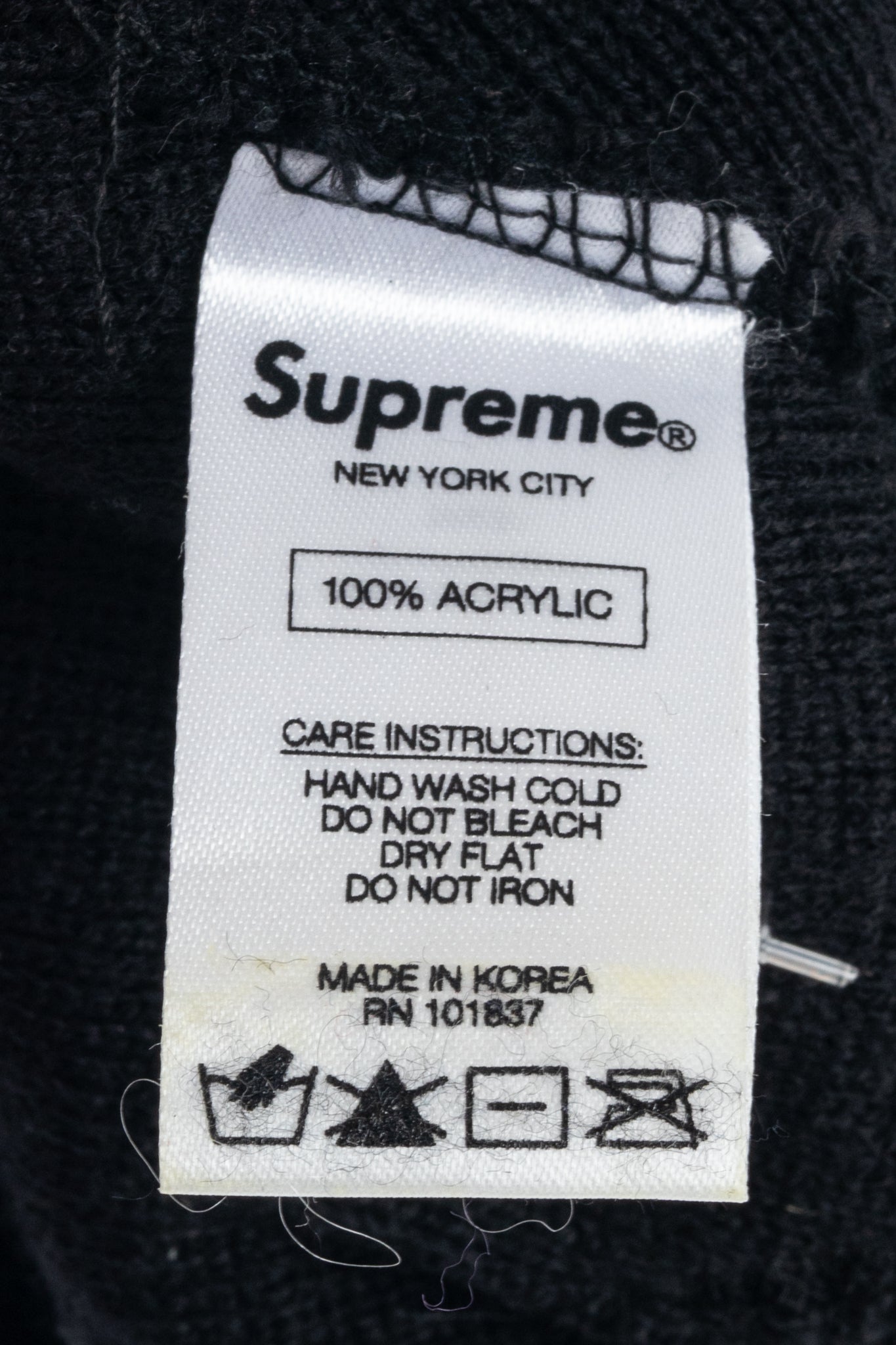 Supreme FW17 Black Grid Logo Beanie