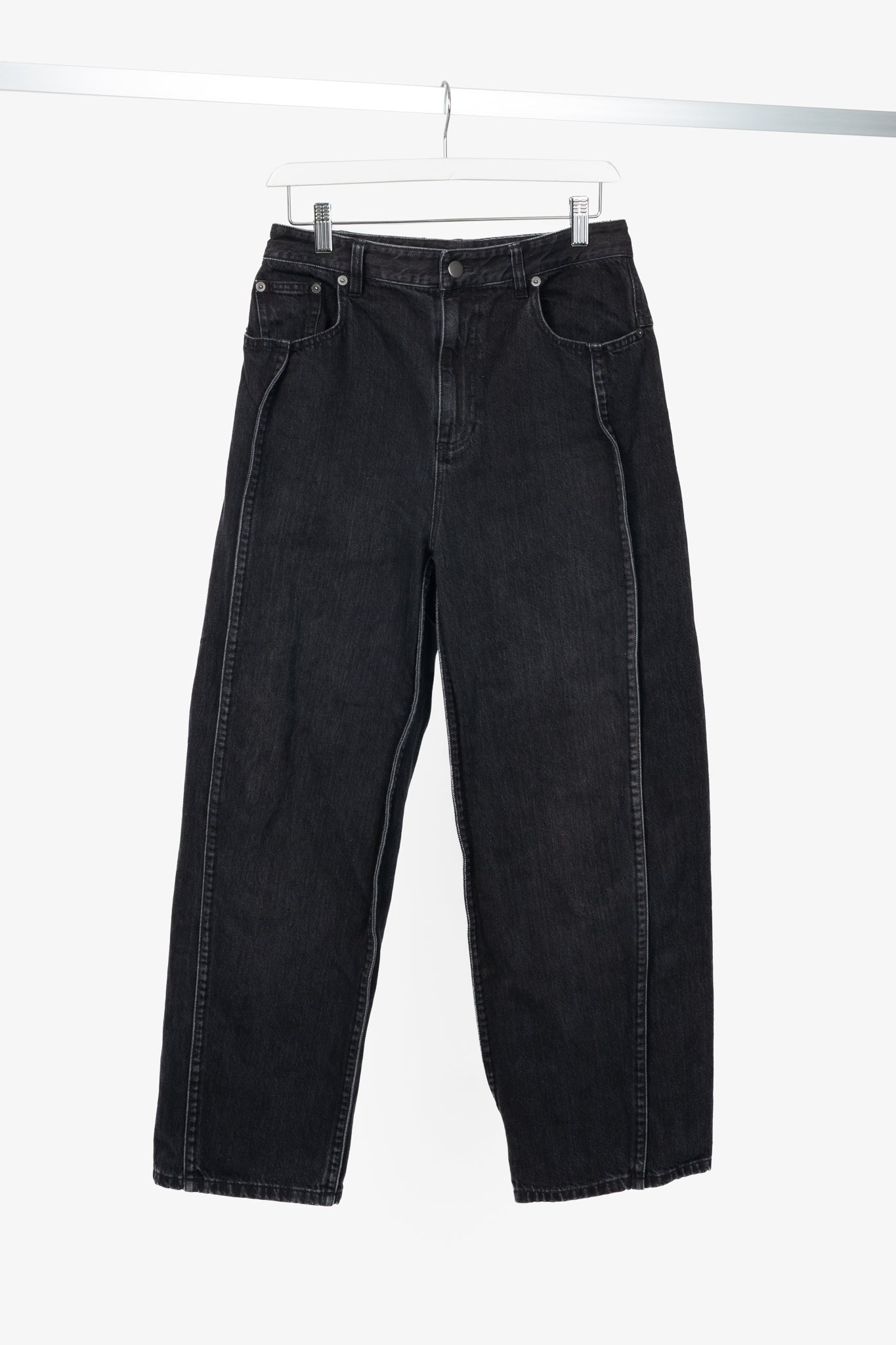 Tibi SS24 Vintage Black Denim Barrel Shorter Tuck Jeans
