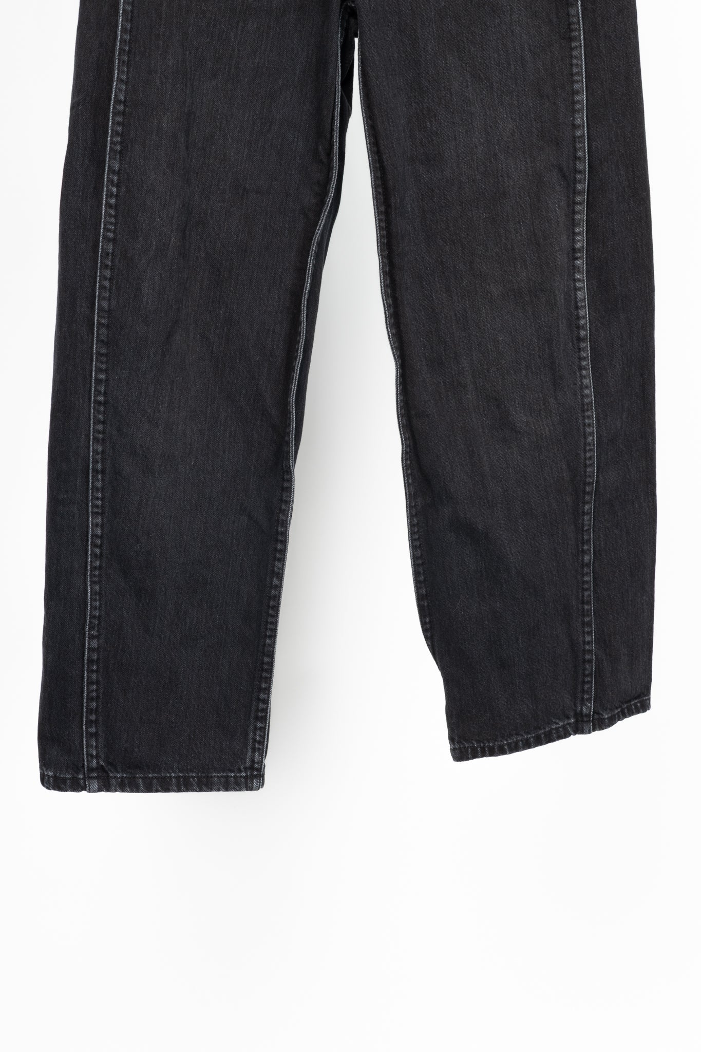 Tibi SS24 Vintage Black Denim Barrel Shorter Tuck Jeans