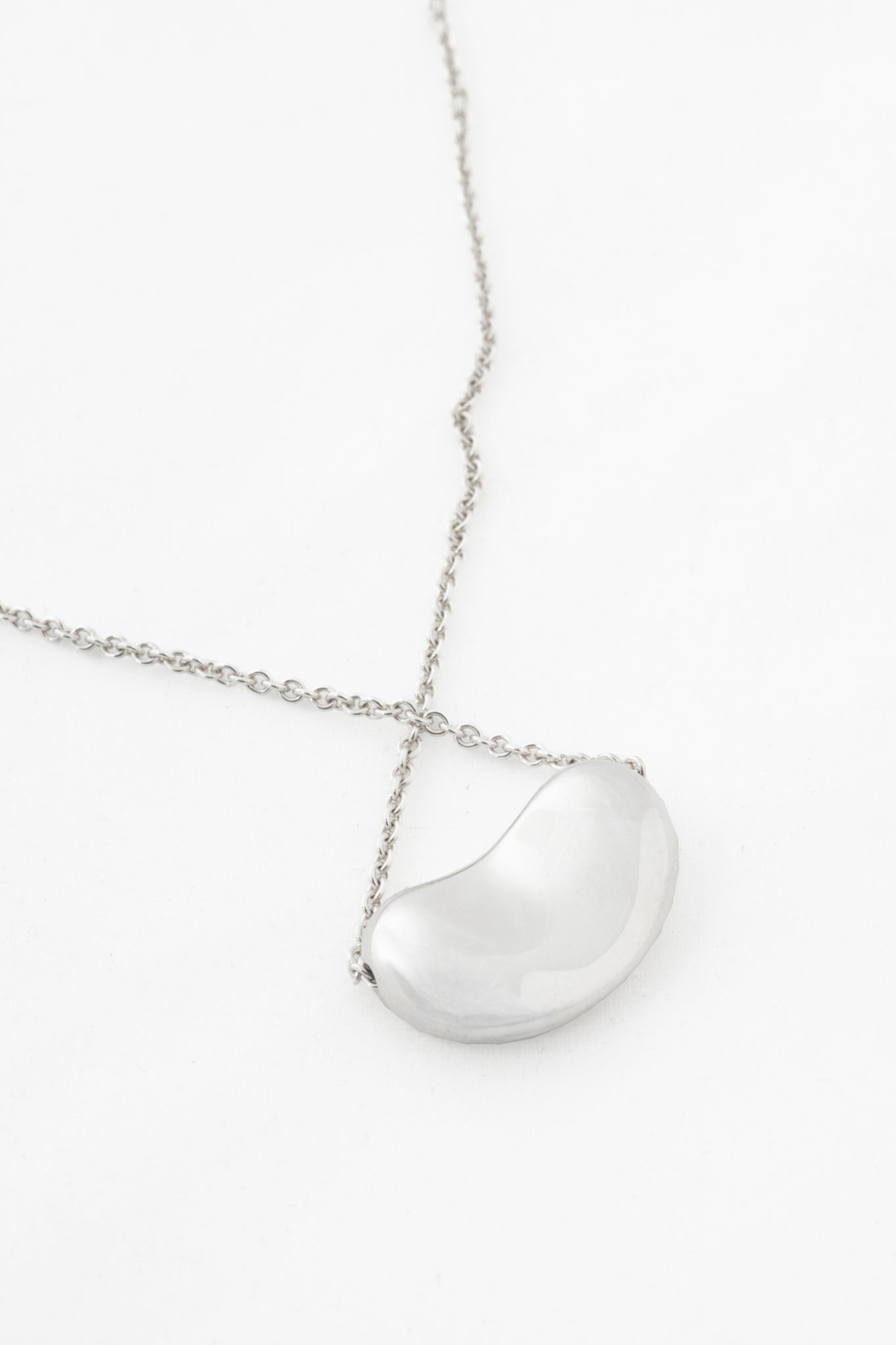 Tiffany & Co. Elsa Peretti 20mm Bean Design Sterling Silver Pendant Necklace
