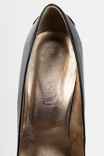 Tod’s Black Leather Horsebit Pumps