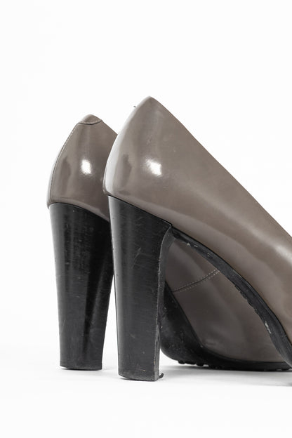 Tod’s Taupe Buffed-Leather Penny-Loafer Pumps