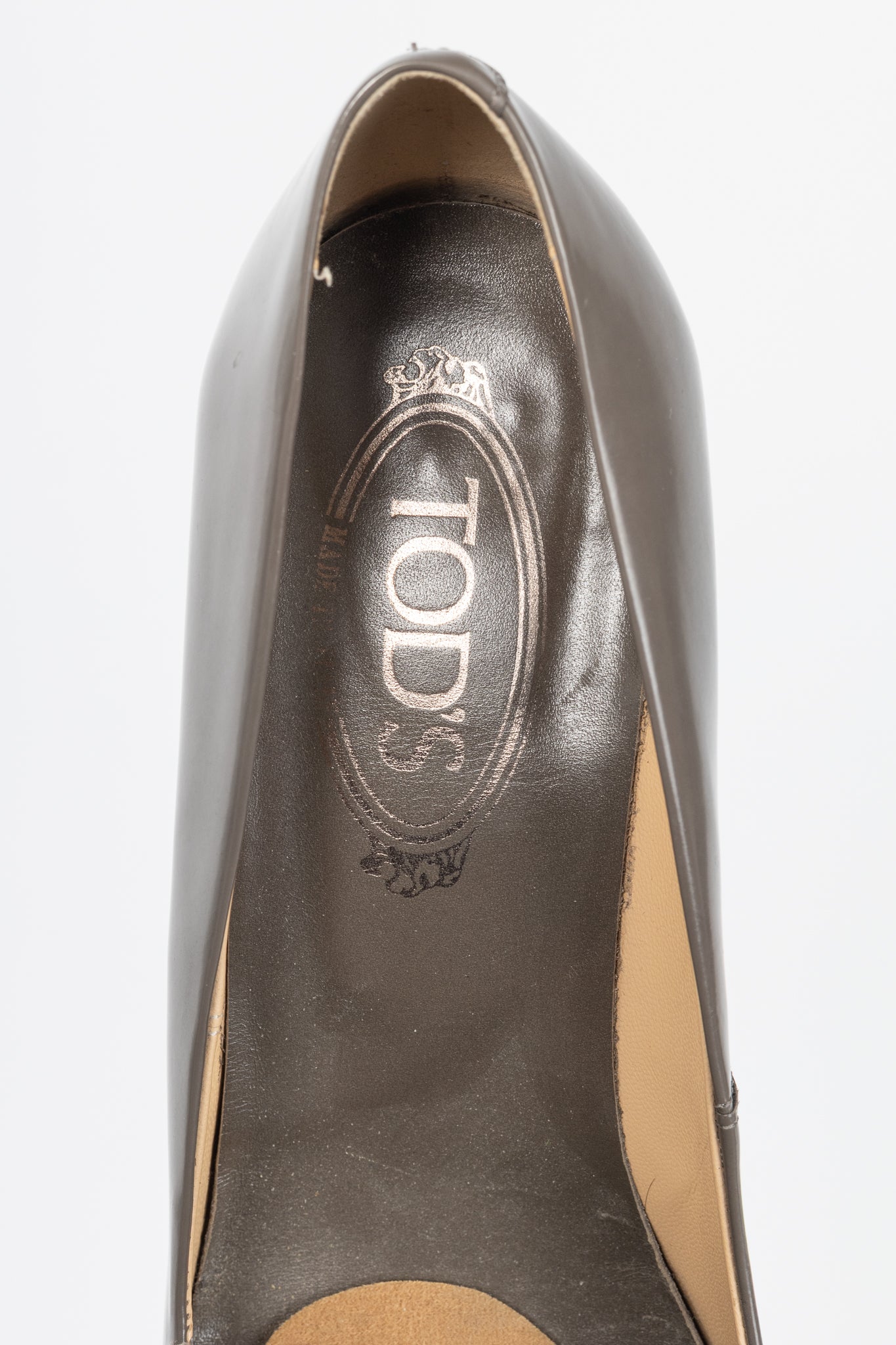 Tod’s Taupe Buffed-Leather Penny-Loafer Pumps