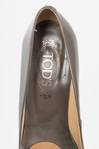Tod’s Taupe Buffed-Leather Penny-Loafer Pumps