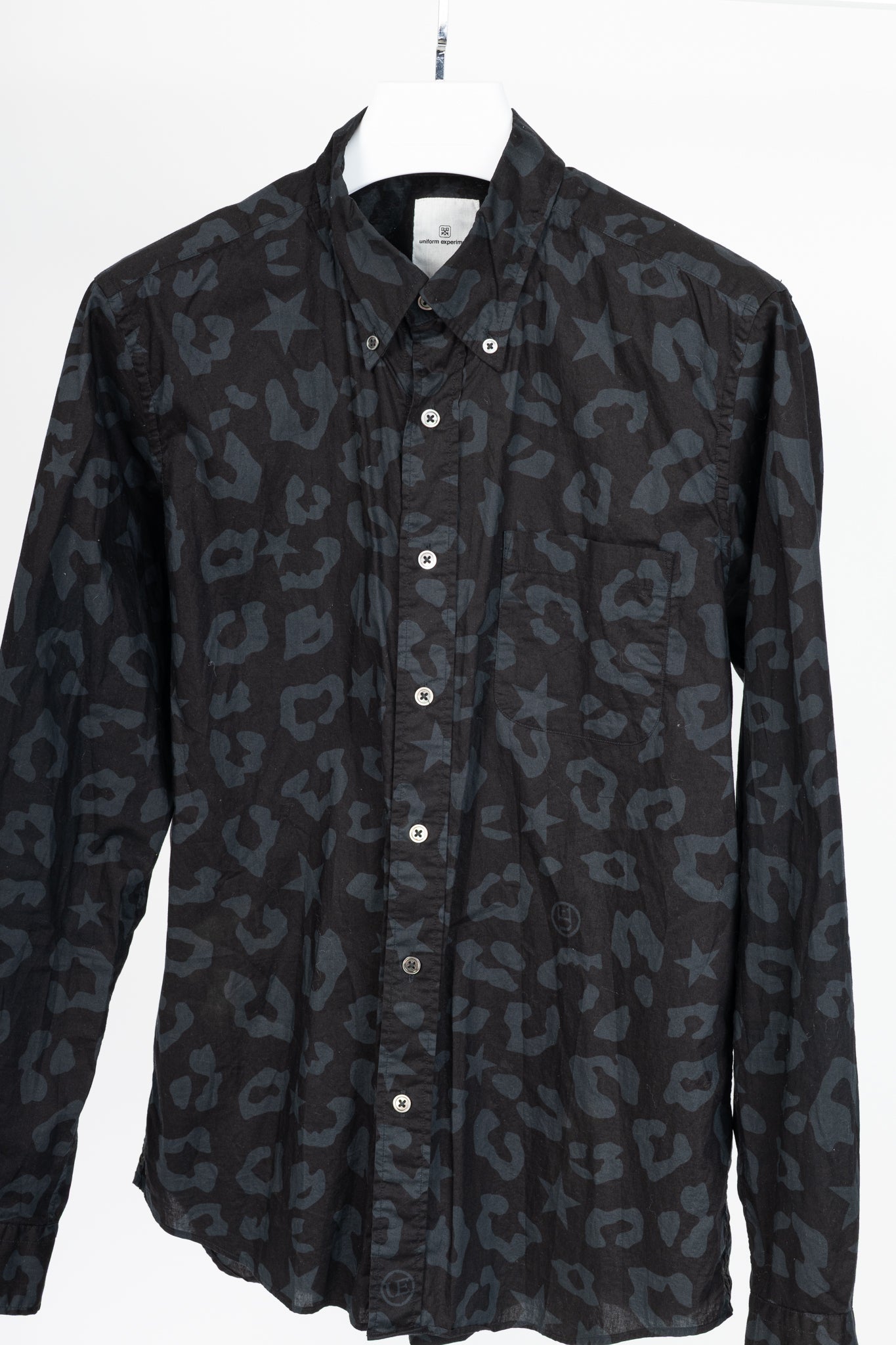 uniform experiment SS15 Black Big Leopard Star B.D Shirt