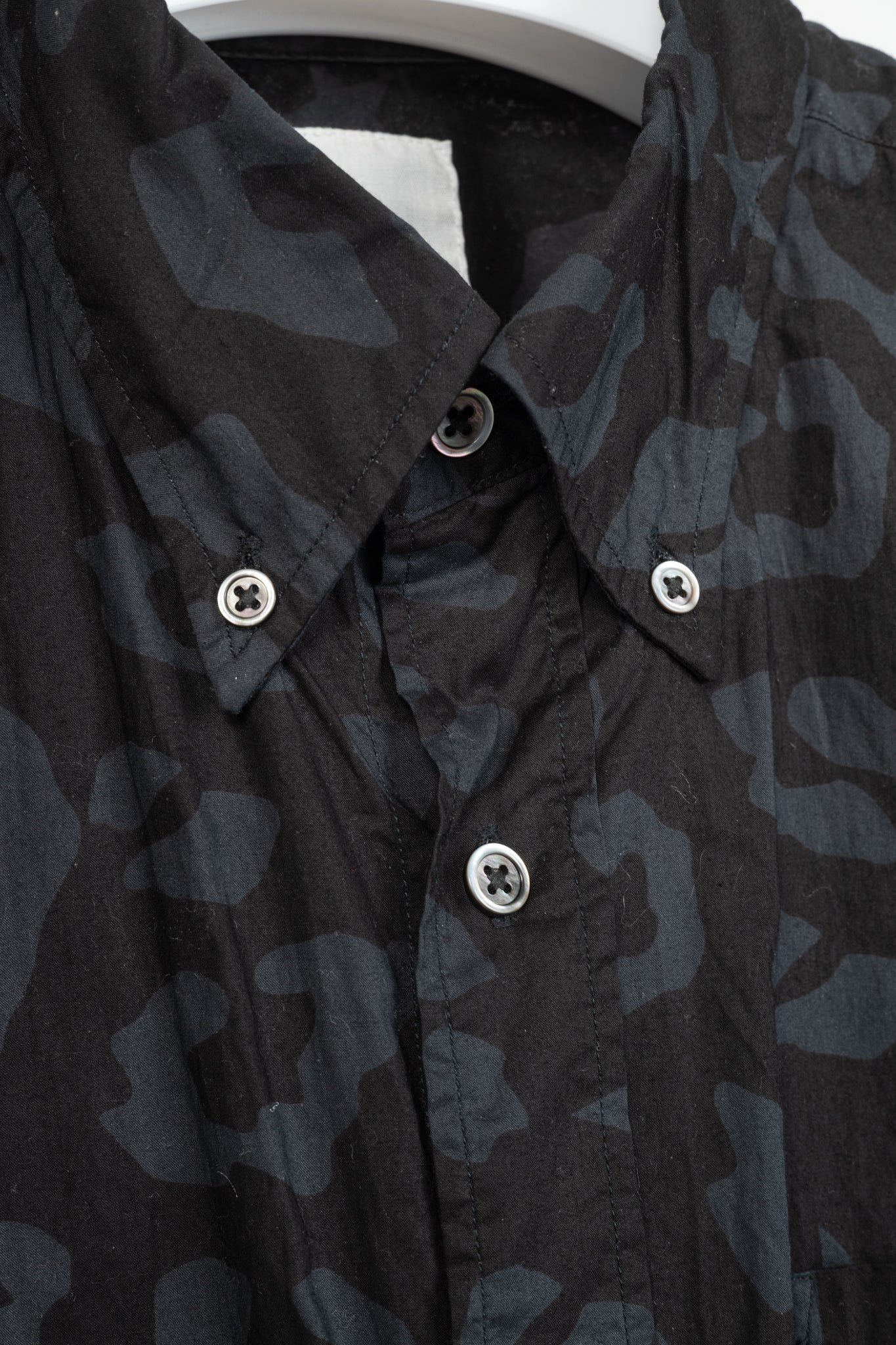 uniform experiment SS15 Black Big Leopard Star B.D Shirt