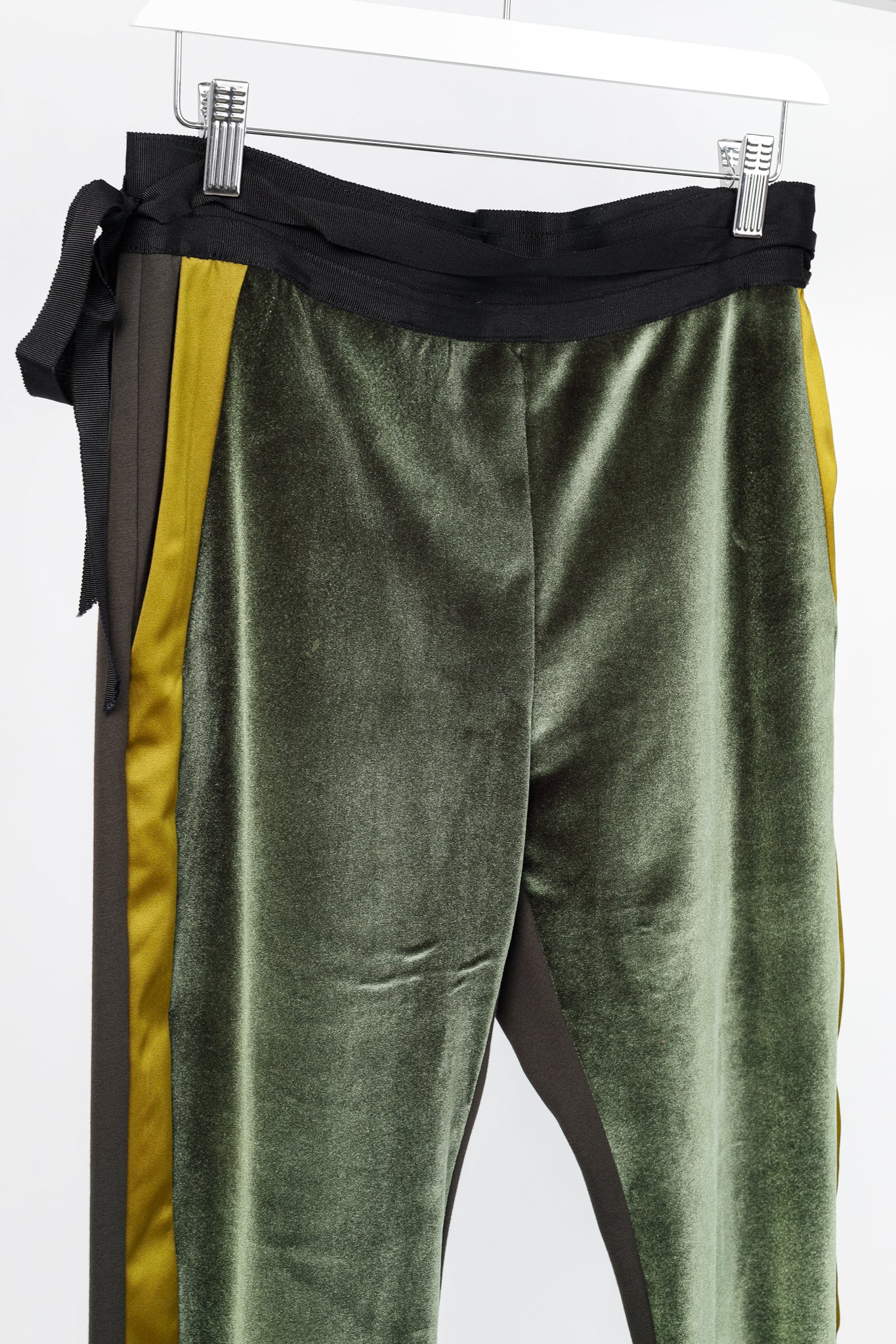 UNTTLD AW/18 Rafael Green Velvet Satin-Trim Trousers