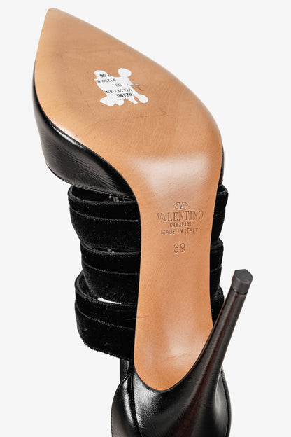 Valentino Garavani Velvet Straps Chain Ankle Strap Black Leather Pumps