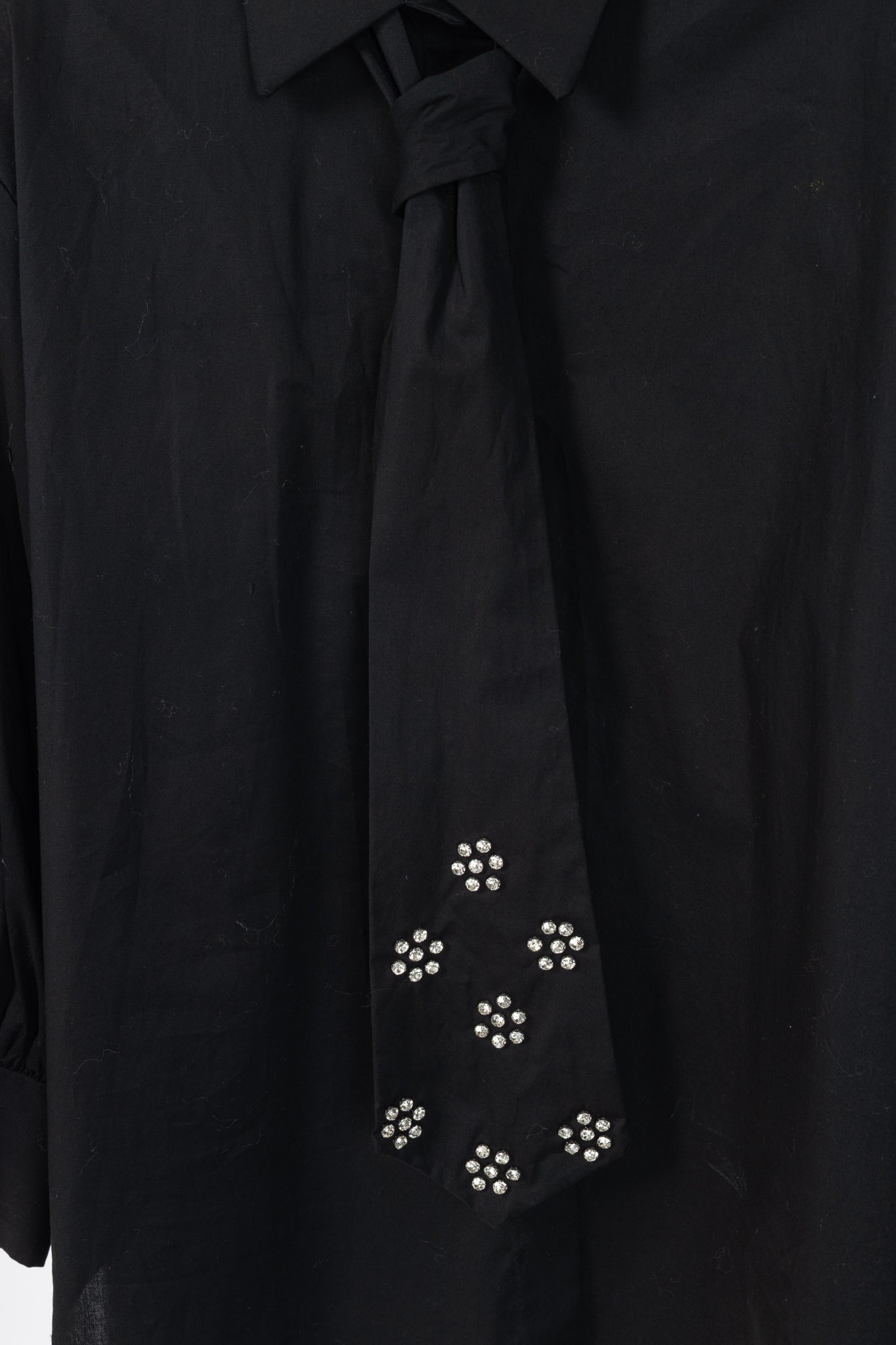 Zeta Otto Black Cotton Poplin Embellished-Tie Buttoned Shirt