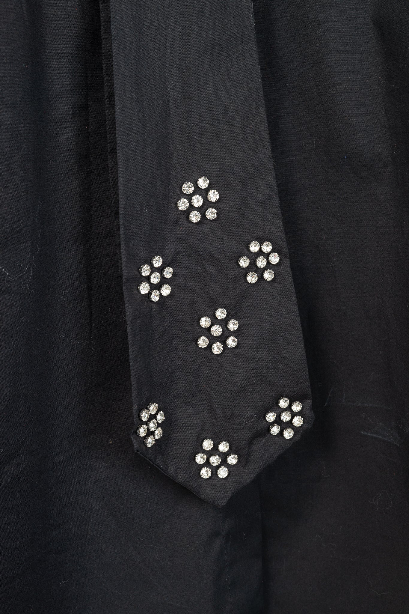 Zeta Otto Black Cotton Poplin Embellished-Tie Buttoned Shirt