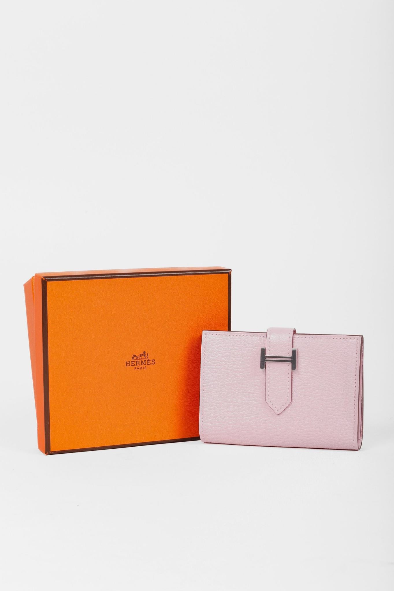 Hermès Rose Sakura Bearn Card Holder