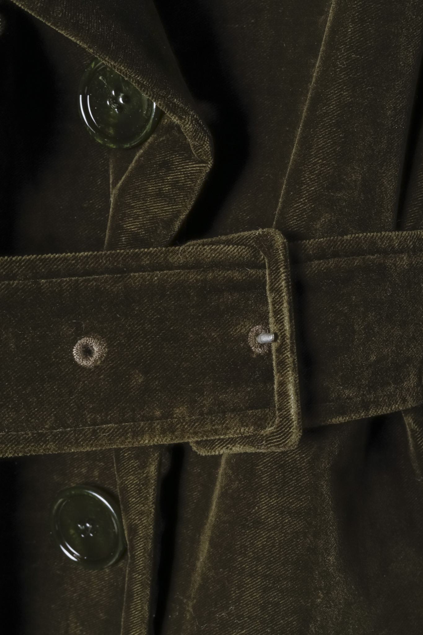 Simone Rocha Fall 2017 Runway Forest Green Velvet Trench Coat